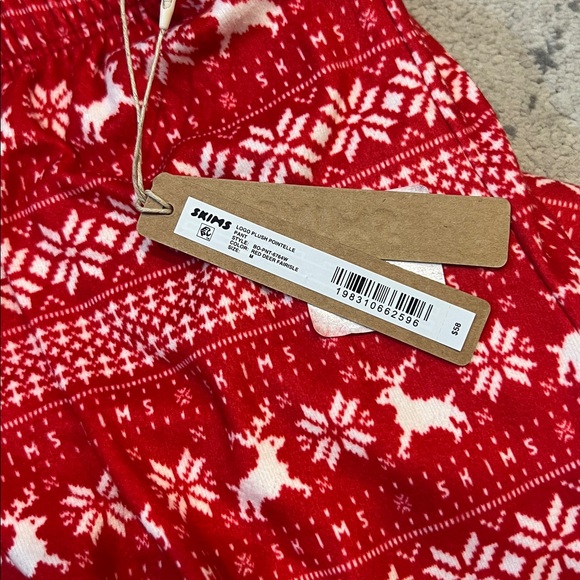 SKIMS Red Pointelle Sleep Pants - Picture 4 of 4